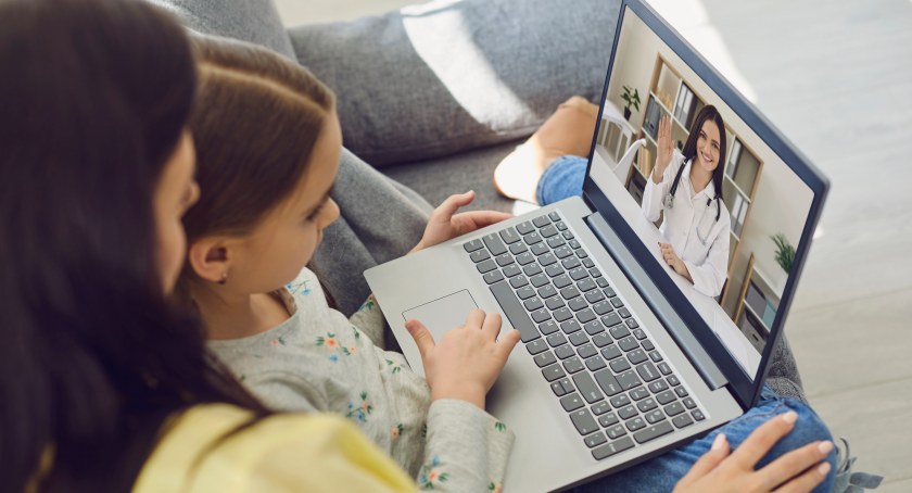 Konsultacje lekarskie online w czasie ferii