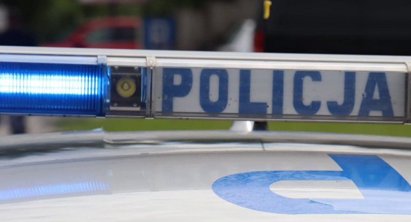Nastolatkowie pobili kolegę, a nagranie wrzucili do sieci