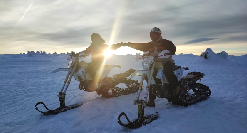 Beskidzcy goprowcy testowali snowbike, czyli motor do jazdy po śniegu