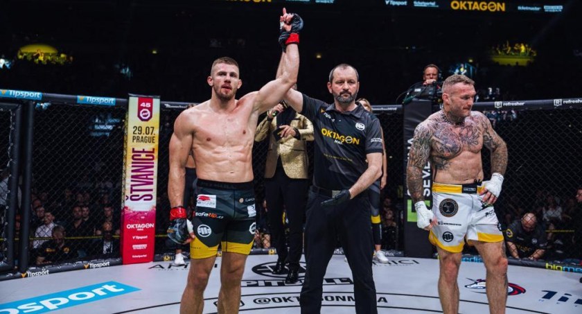 Czwarte zwycięstwo Roberta Bryczka z rzędu na gali Oktagon MMA