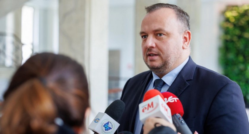 Marszałek Województwa Śląskiego zrezygnował z rady przy Prezydencie RP. Powodem Lex Tusk