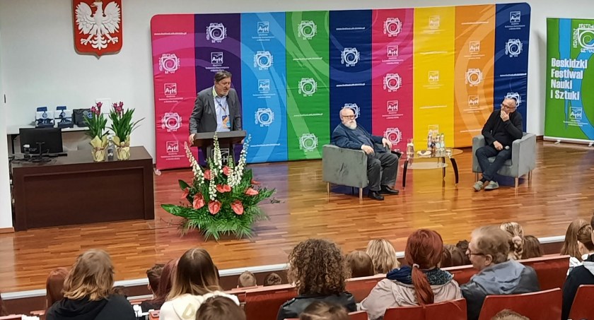 Mistrzowie ortografii na Festiwalu Nauki