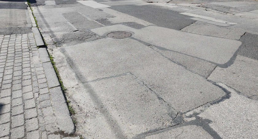 Nowe nakładki asfaltowe na 23 ulicach Bielska-Białej jeszcze w tym roku