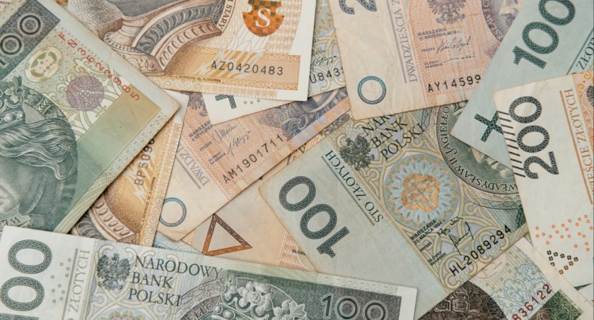 Kredyt gotówkowy – czy pomaga w kłopotach finansowych?