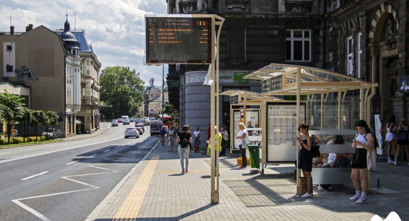 Po zakończeniu sporów własnościowych, pasażerowie już mogą korzystać z przystanku