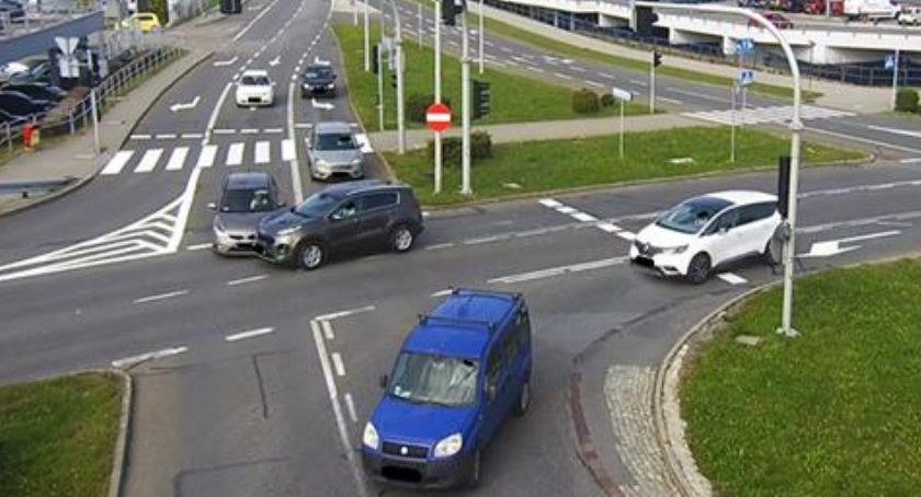 Poseł interweniuje w sprawie ronda na Sarnim Stoku w ministerstwie. Te odpowiada, że nie zna problemu