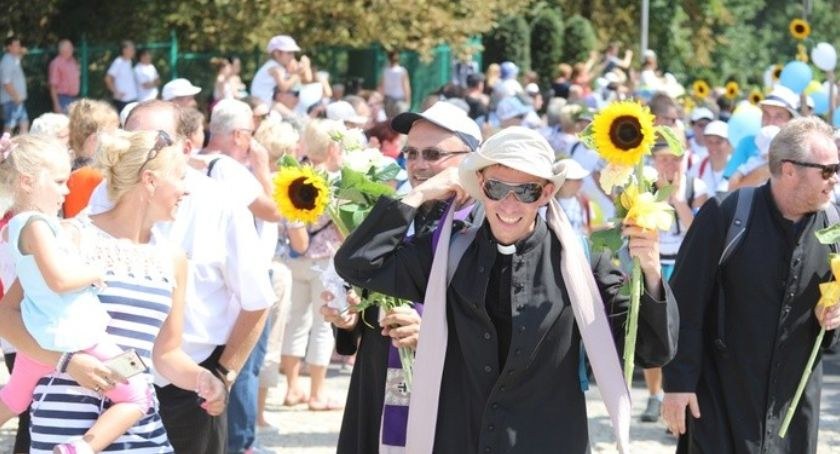 Historia pieszej pielgrzymki z Żywca na Jasną Górę sięga 1611 roku