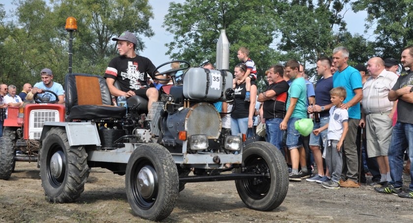 Ochabskie Papaje 2023, czyli wyścigi pojazdów własnej konstrukcji