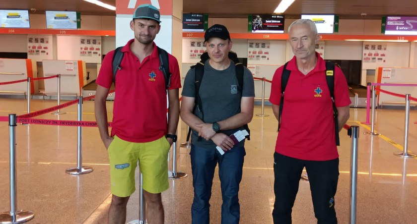 Beskidzcy goprowcy ruszyli z pomocą grotołazowi, który utknął na głębokości 1000 metrów