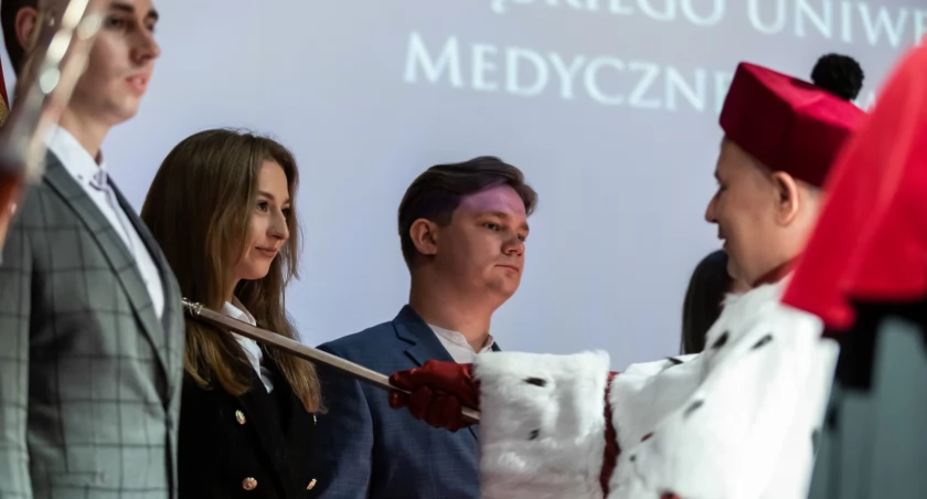 Przyszli lekarze rozpoczęli naukę w Bielsku-Białej. To ważna data dla akademickiej społeczności miasta