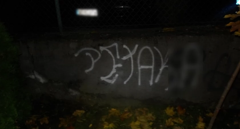 Grafficiarze przyłapani na gorącym uczynku w centrum Bielska-Białej