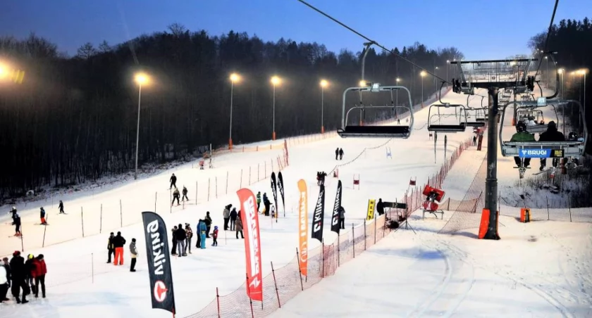Dębowiec zimową porą: mistrzostwa w slalomie już w ten weekend