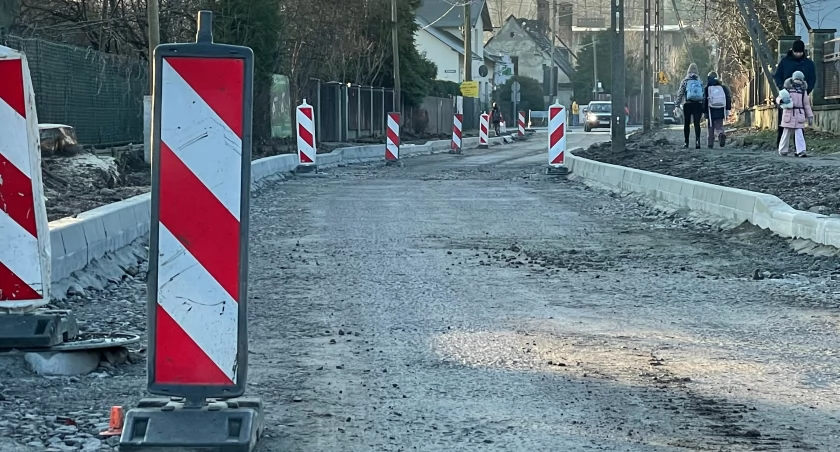 Spore utrudnienia na Pocztowej | Drogowcy będą układać asfalt