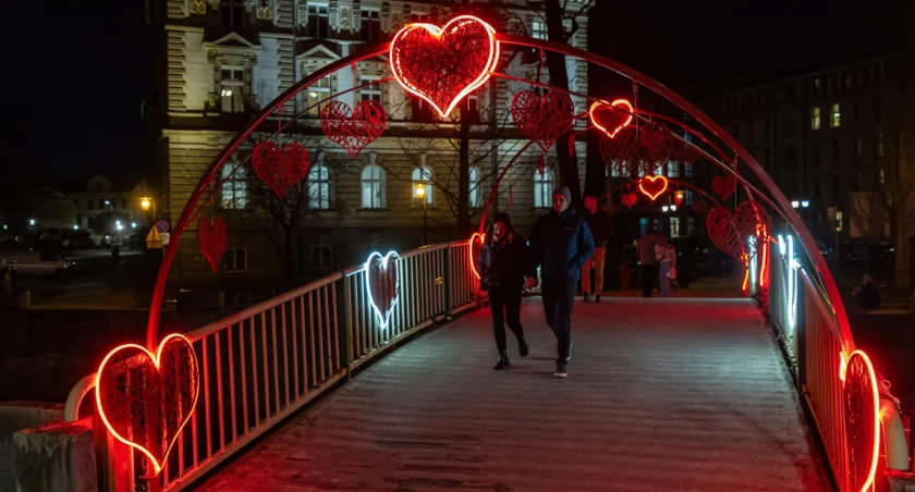 Romantyczna sceneria na Walentynki w Bielsku-Białej [FOTO]