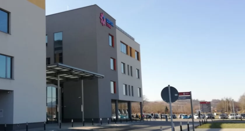 Wznowienie przyjęć na żywiecki oddział pediatryczny przesunięte w czasie