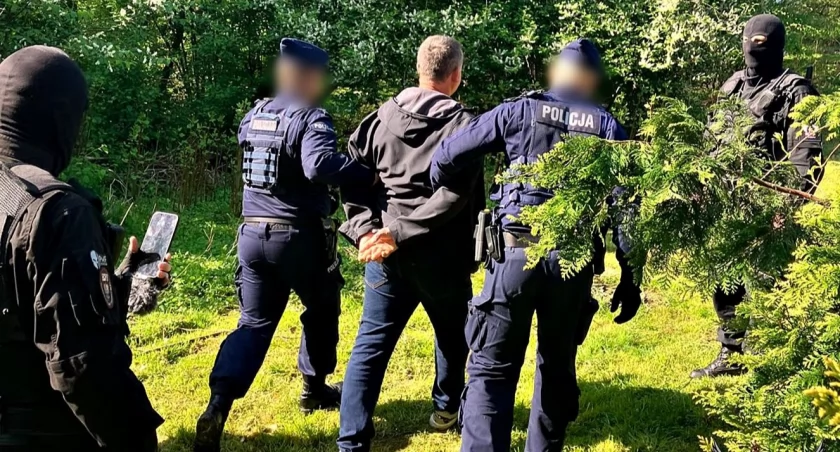 Łowcy pedofili dokonali obywatelskiego zatrzymania na terenie Gminy Bestwina