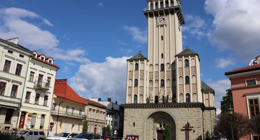 Targ mięsny i cmentarz. Tajemnice terenu wokół bielskiej katedry