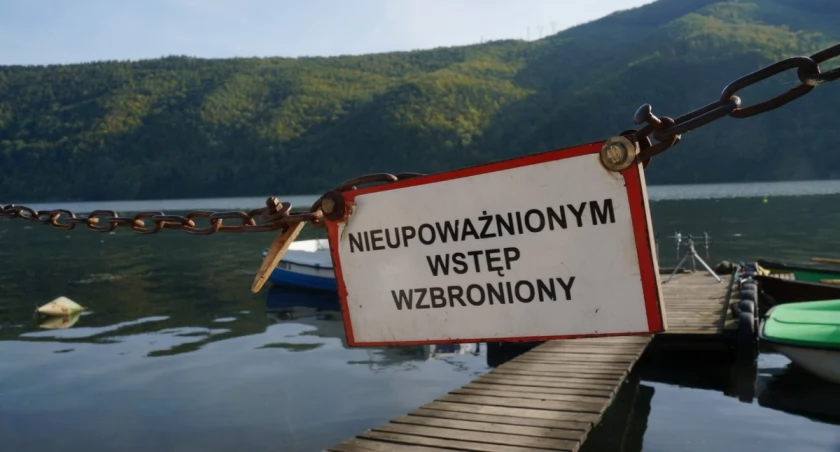 Nad jeziorem posypały się mandaty 