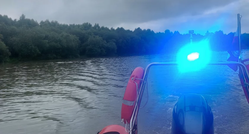 Wędkarze uratowani na Jeziorze Żywieckim