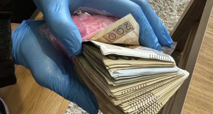 Sukces bielskich kryminalnych. Zatrzymani oszuści wyłudzający pieniądze od seniorów