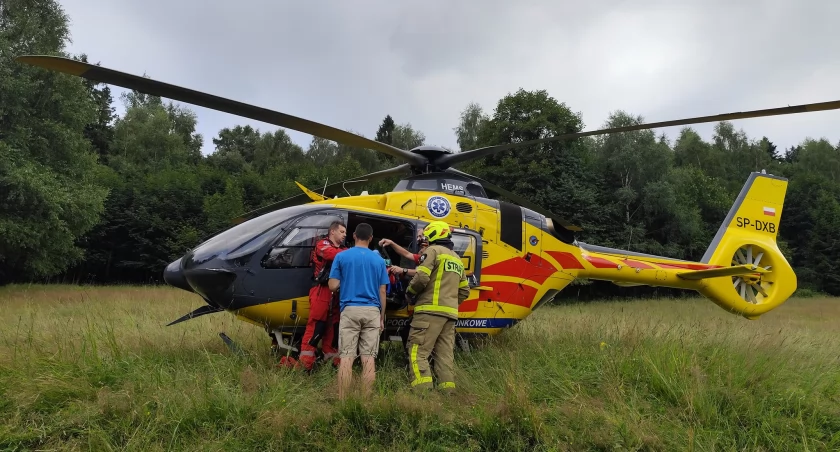 Wypadek paralotniarki w Szczyrku. Lądował śmigłowiec LPR