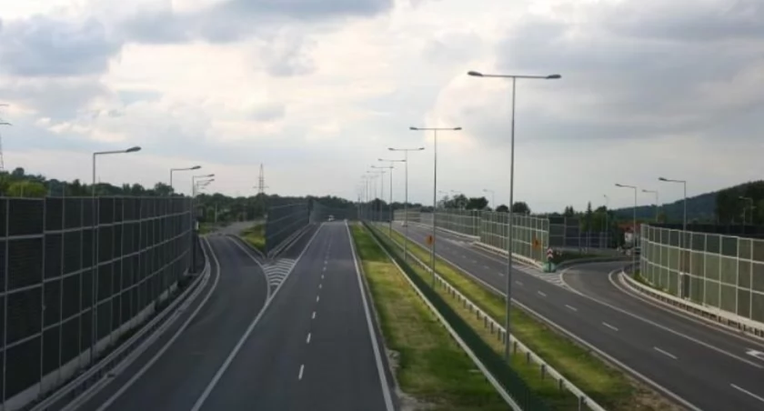 Poseł Suchoń chce zbadania kwestii wypłat za wywłaszczone grunty pod drogę S1