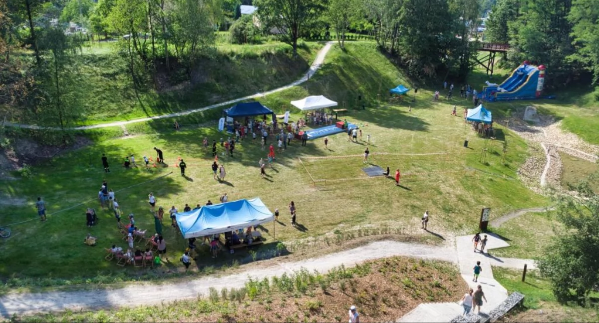 Piknik Rodzinny Półmetek Wakacji w Parku Szwajcarska Dolina