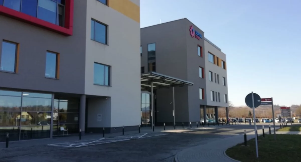 Żywiecki szpital w poważnych tarapatach. Zamykana jest część oddziałów
