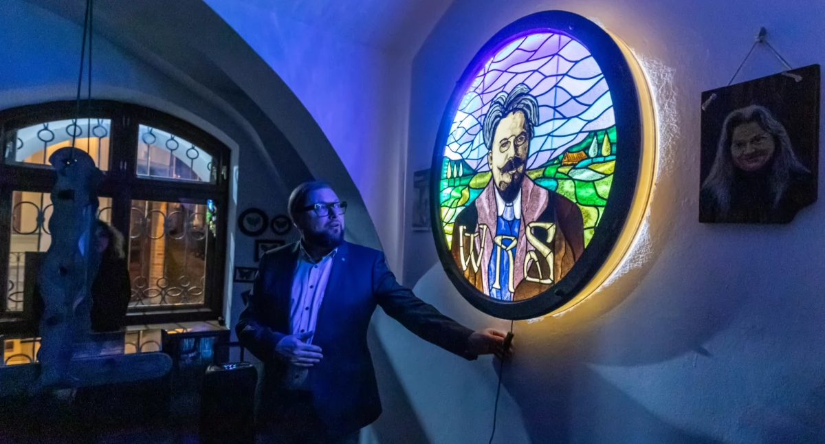 Skarby Muzeum Reymonta w nowych progach. Dziedzictwo Tadeusza Modrzejewskiego