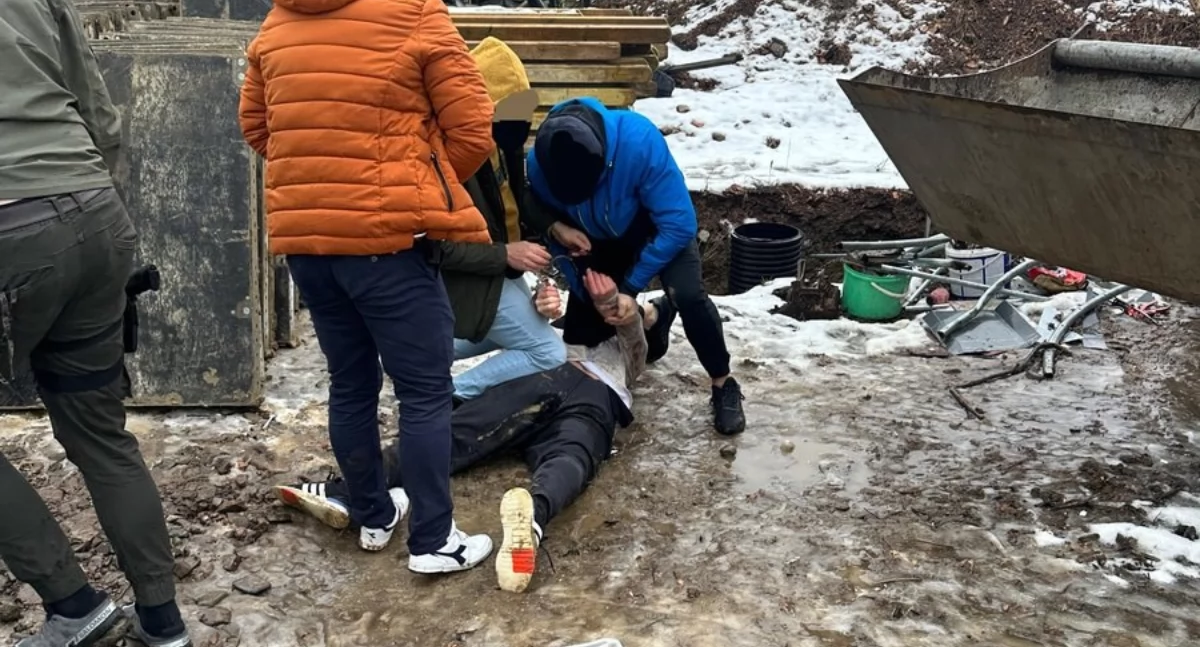 Złodziej płyt szalunkowych w rękach bielskich policjantów