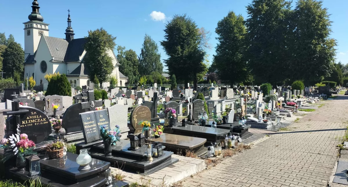 Petycja mieszkańców Wapienicy: Pilna potrzeba rozbudowy cmentarza przy parafii św. Franciszka