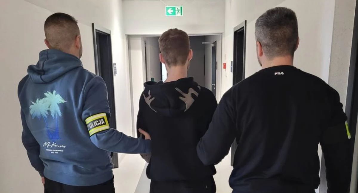 Oszustwo na policjanta w Bystrej.Od  87-latki Wyłudzono 52 tysiące złotych. Sprawcy zatrzymani