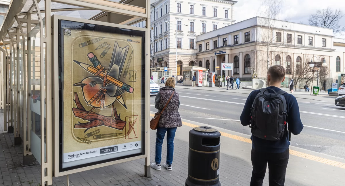 Przystanek: Sztuka. Bielsko-Biała zamienia przystanki autobusowe w galerie na świeżym powietrzu 