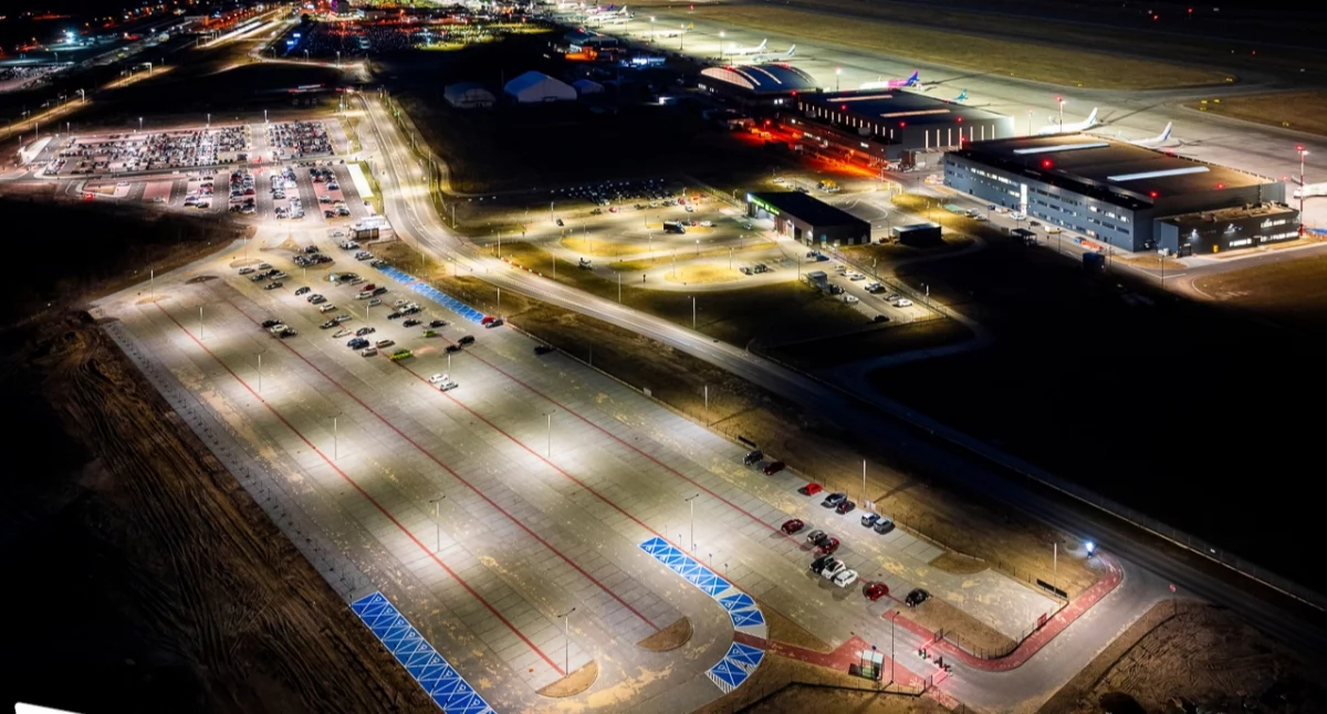 Katowice Airport znacząco zwiększa liczbę miejsc parkingowych. Nowy parking P5 oddany do użytku