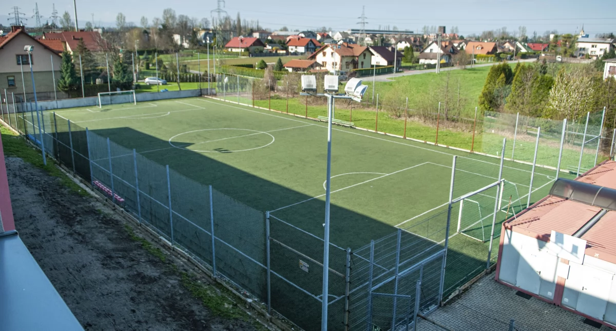 Rewitalizacja Orlików w Czechowicach-Dziedzicach. Powiat bielski inwestuje w sportową infrastrukturę szkolną 