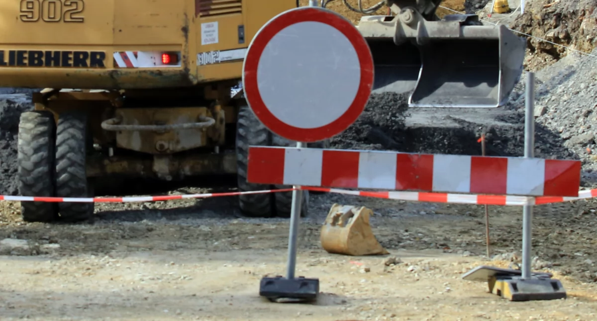 Utrudnienia w ruchu na Sarnim Stoku w Bielsku-Białej. Prace drogowe wymuszą zmiany organizacji ruchu