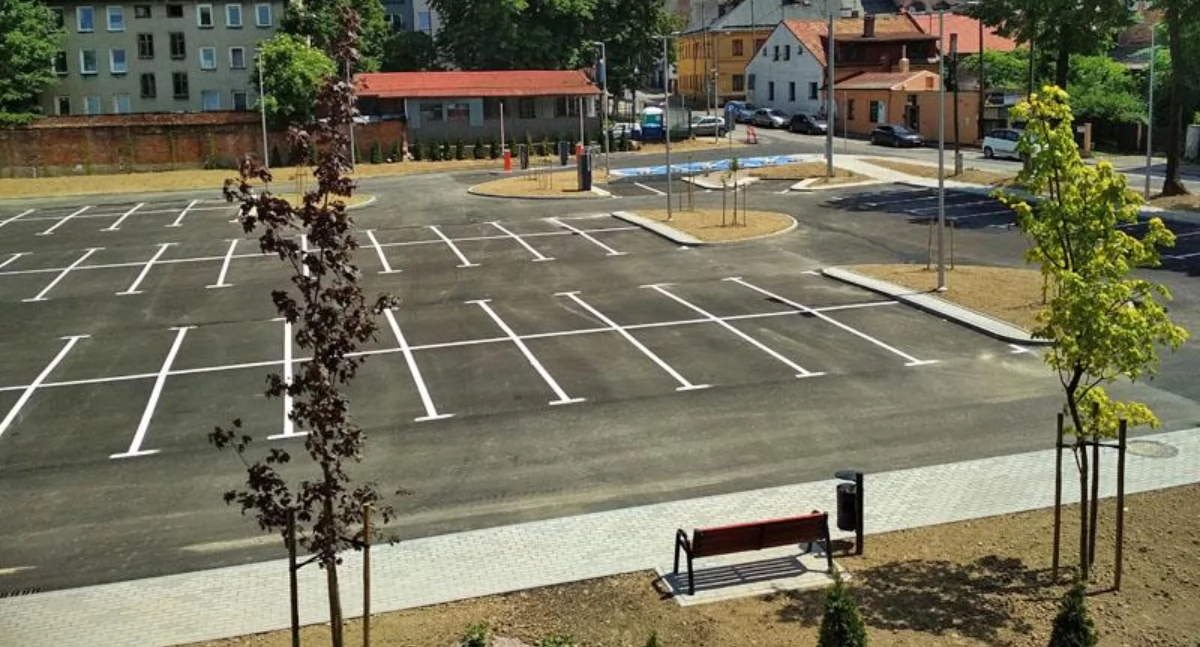 Ubieganie się o abonament na dwóch parkingach w centrum Bielska-Białej wstrzymane 