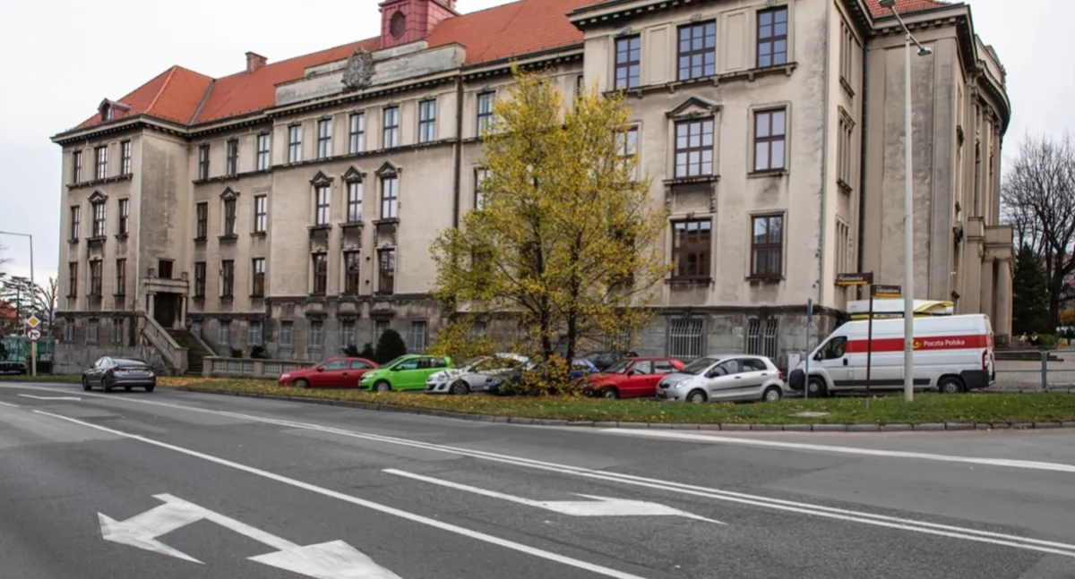 Utrudnienia w ruchu na ul. Piastowskiej w Bielsku-Białej. Zmiana organizacji ruchu
