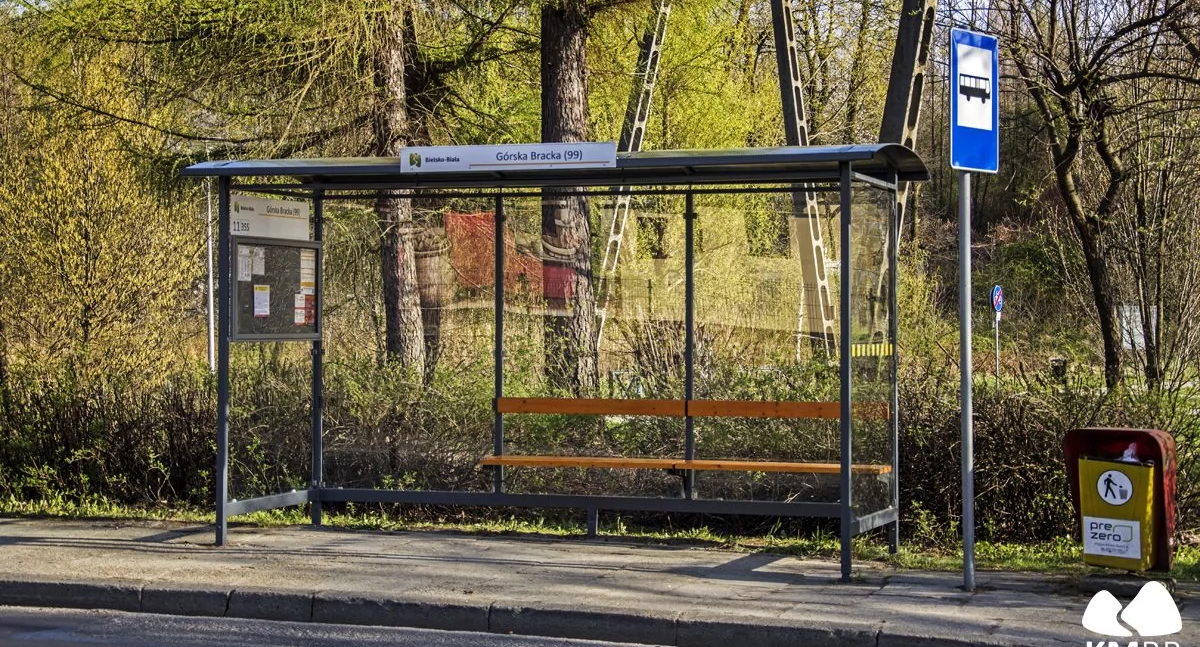 Wyremontowane chodniki i przystanki autobusowe na ul. Górskiej w Bielsku-Białej