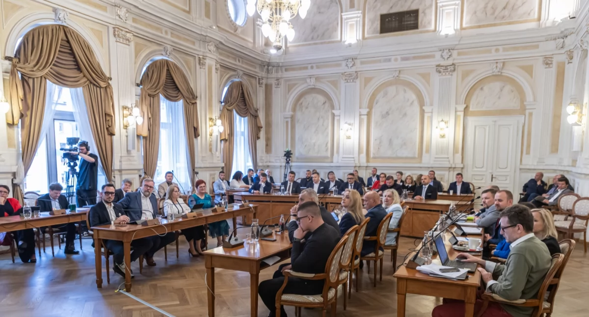 Nowi patroni skwerów w Bielsku-Białej. Bohdan Smoleń oraz Danuta i Bartłomiej Bobowie