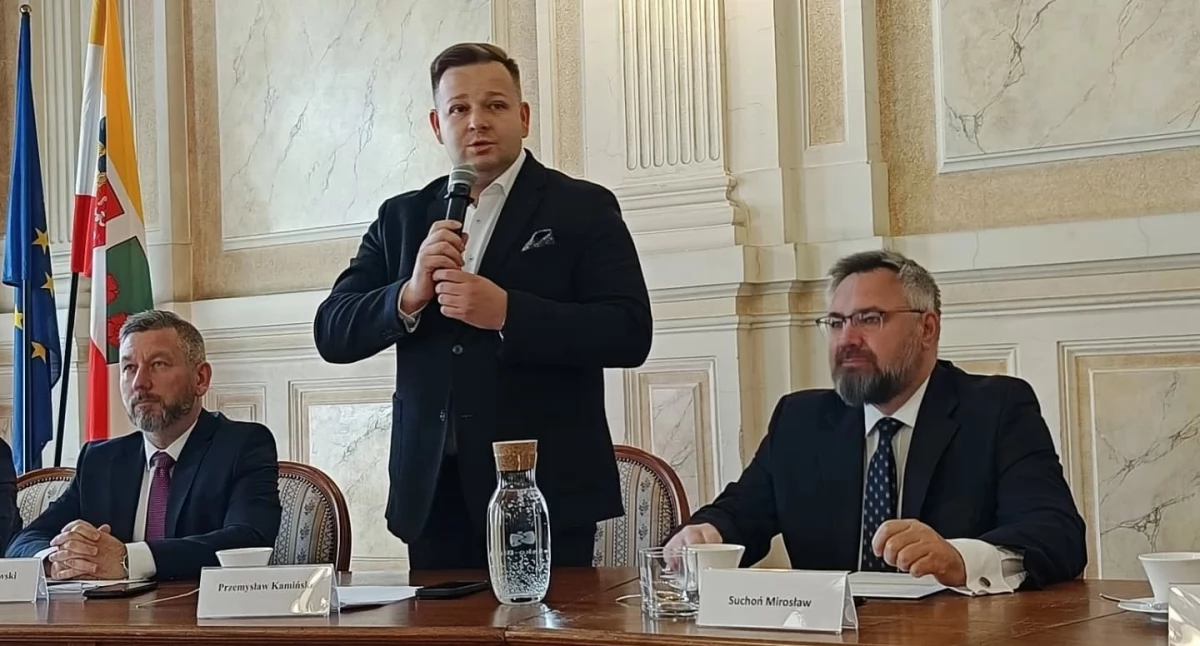Sejmowa Komisja Infrastruktury obradowała w Bielsku-Białej – tematem drogi S1 BDI i inwestycje kolejowe