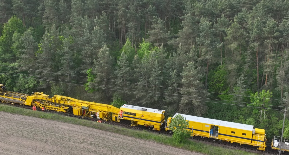 Wilkowice – Zwardoń. Nowoczesne torowisko powstaje na dystansie 37 km. Pociągi pojadą z prędkością do 140 km/h