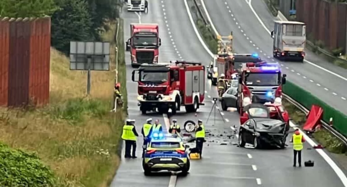 Tragiczny poranek na wjeździe do Bielska-Białej. Zginął kierowca, który jechał pod prąd