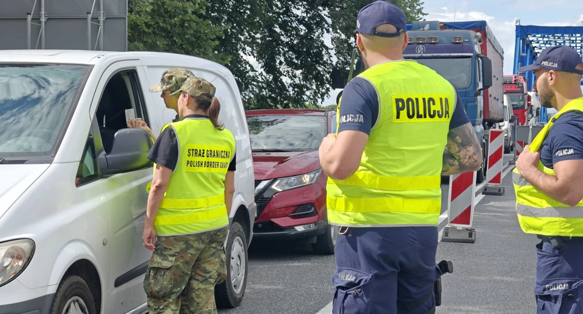 Wspólne działania bielskiej i Straży Granicznej przeciwko nielegalnej imigracji