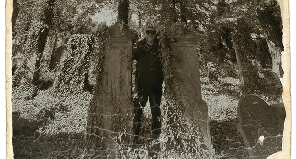 Spacer historyczny po cmentarzu żydowskim z dr. Jackiem Proszykiem – 2 listopada