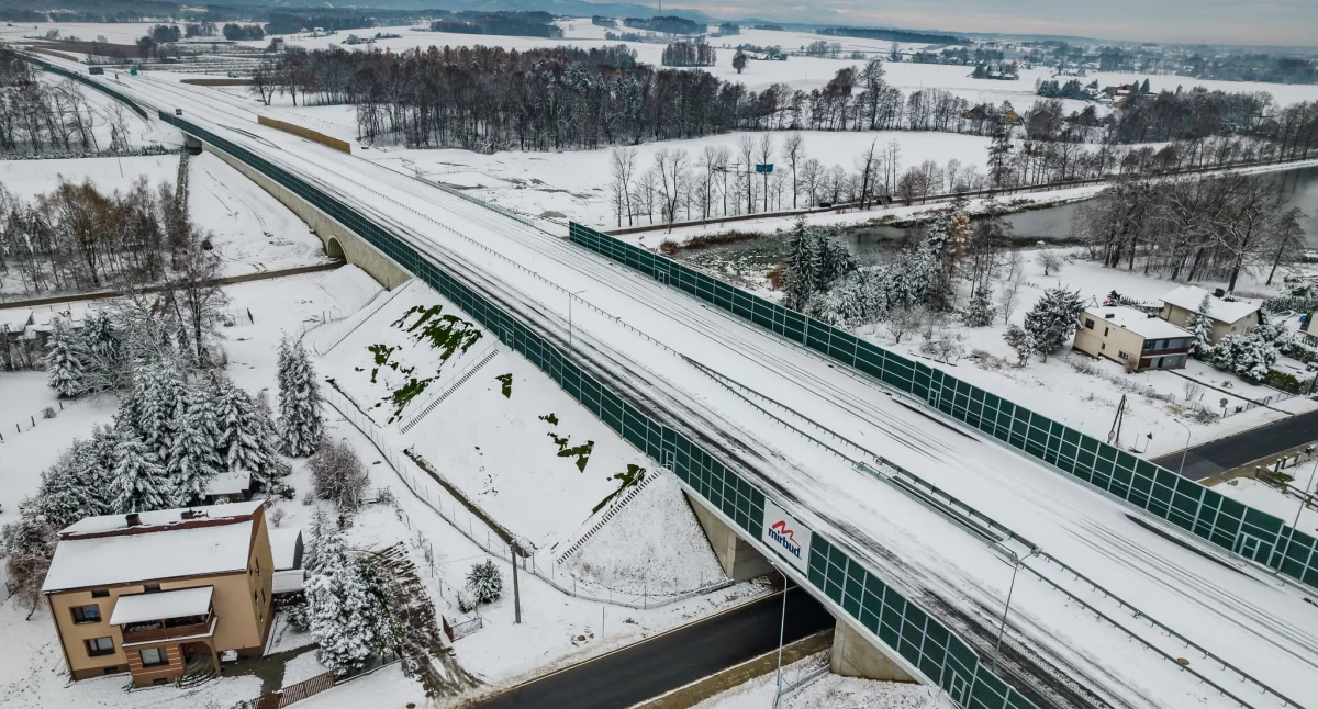 Postęp prac na odcinku drogi ekspresowej S1 Dankowice – Bielsko-Biała Hałcnów. Otwarcie jeszcze w grudniu
