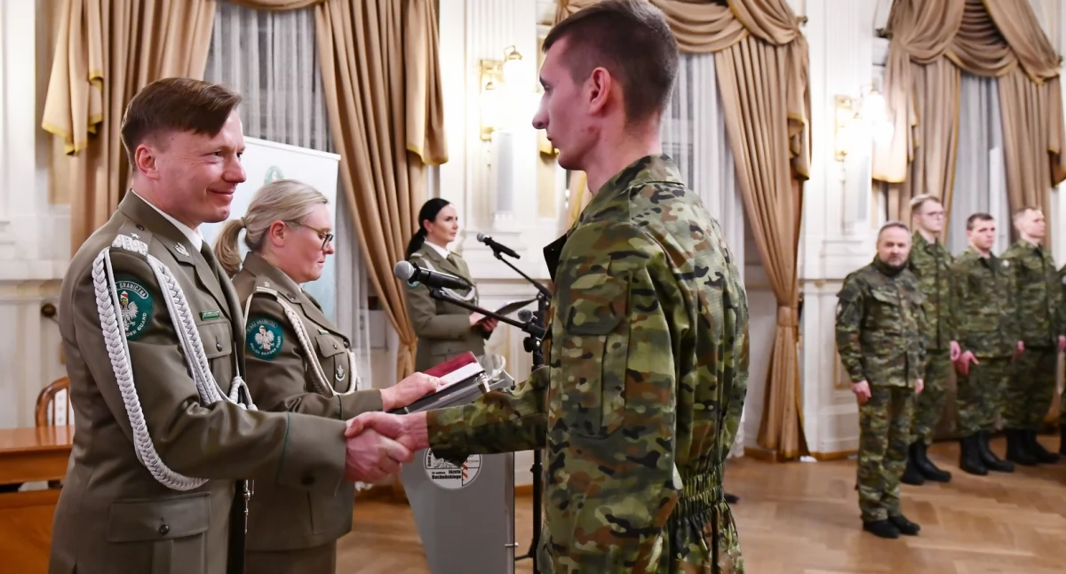 Nowi funkcjonariusze Straży Granicznej złożyli ślubowanie w Bielsku‑Białej