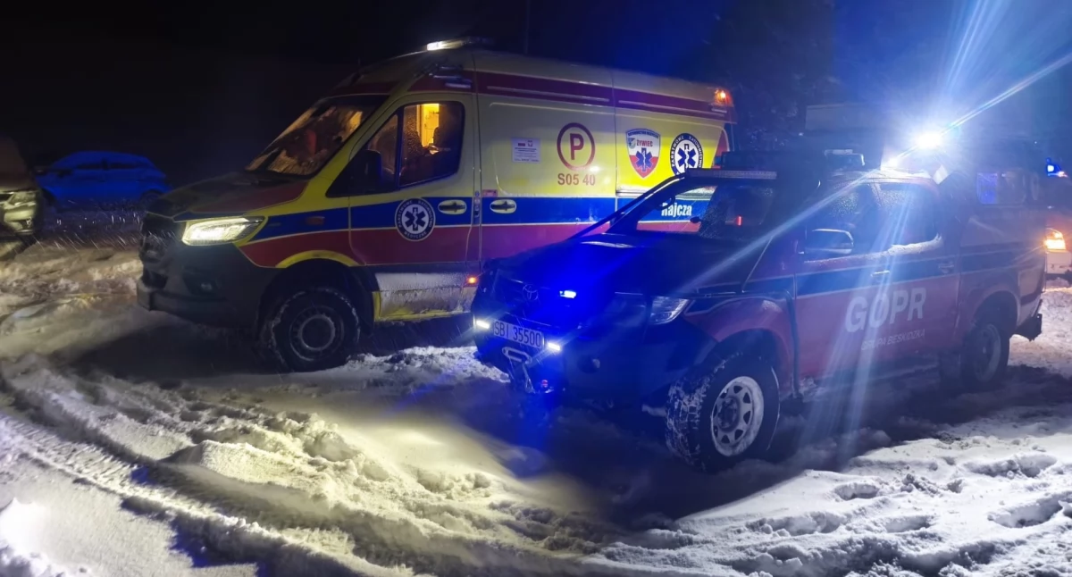Intensywna noc sylwestrowa dla ratowników GOPR. Liczne interwencje w Beskidach