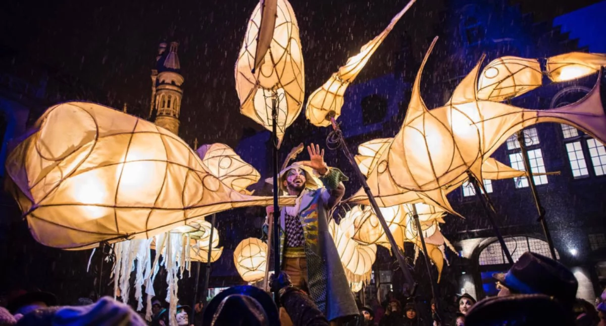 Plenerowe widowiska na 31. Międzynarodowym Festiwalu Sztuki Lalkarskiej.