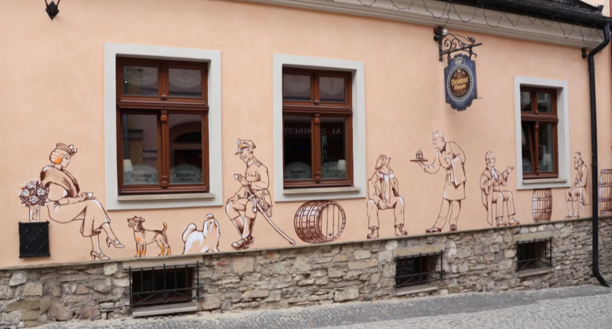 Nowy mural na Starówce – kolejna odsłona Szlaku Bielskich Murali